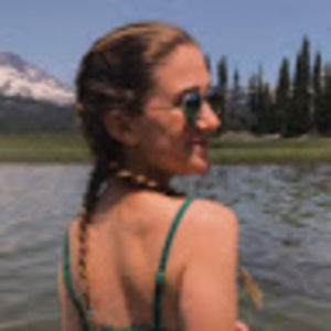 Meet your Posher, Alisha